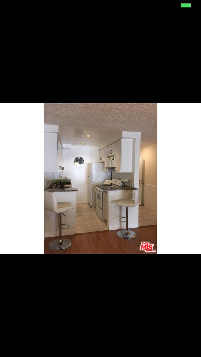 Foto del edificio - 1828 Camden Ave