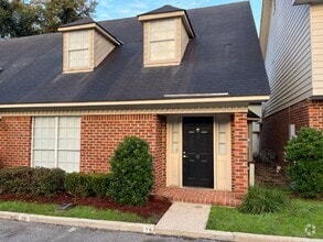 Building Photo - 6401 Cedar Bend Ct
