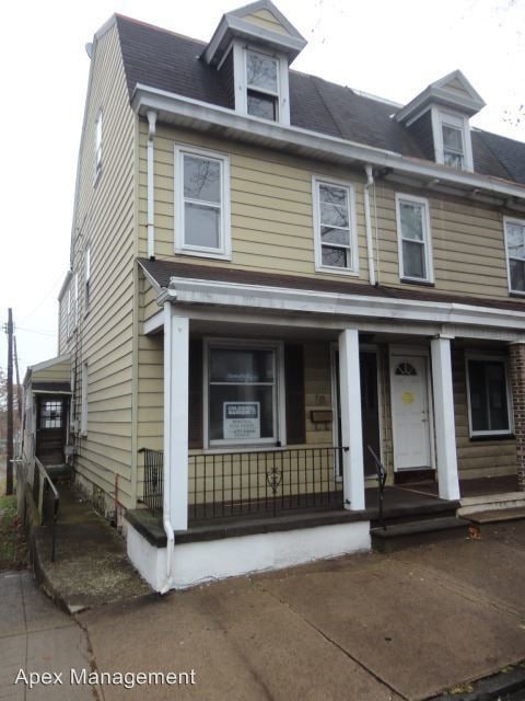 Primary Photo - 18 S 14th St