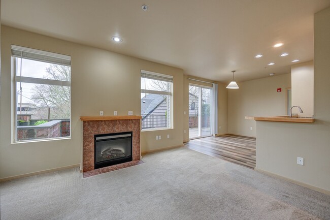 Interior Photo - Capitol Steps