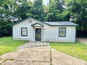 Building Photo - 1407 Ferguson Rd