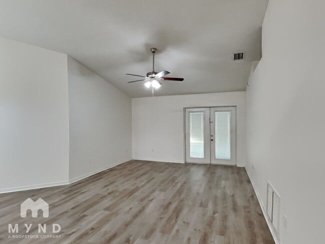 Photo - 7629 Tamarind Ave House