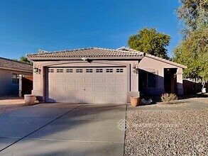 Building Photo - 8742 W Manzanita Dr