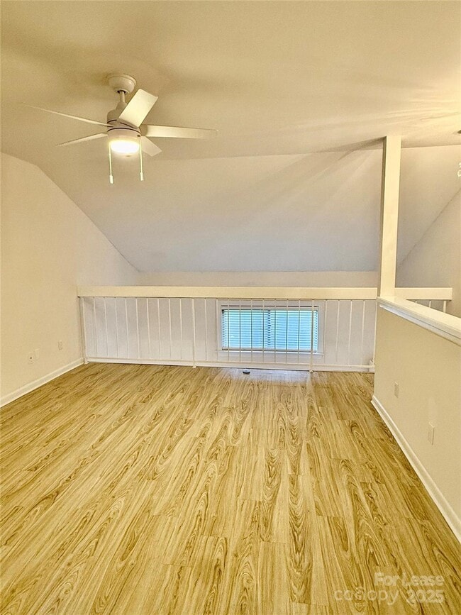 Foto del edificio - 6130 Heathstone Ln