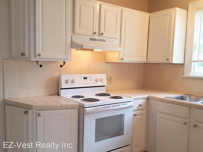 Foto del edificio - 2 br, 1 bath House - 312 71St St
