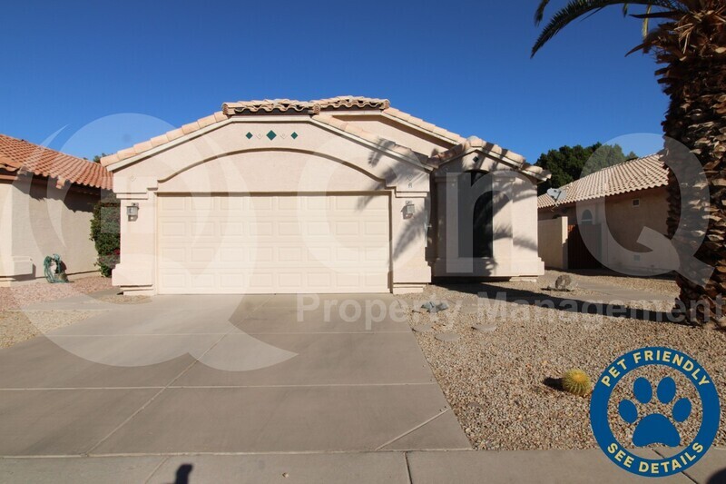 Foto principal - 12602 W Windsor Ave