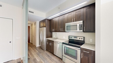 Interior Photo - Capitol View on 14th