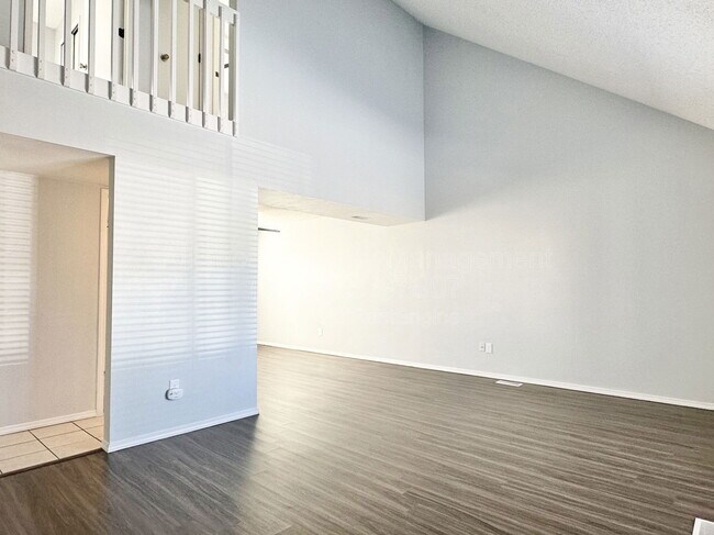 Foto del edificio - 3465 Kirkwood Dr