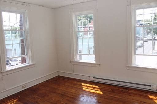 Building Photo - 21 New Dorwart St