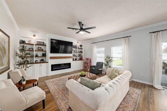 Foto del edificio - 2906 Cypress Bowl Rd