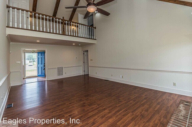 Foto del edificio - 3 br, 2 bath House - 3814 Central Heights ...