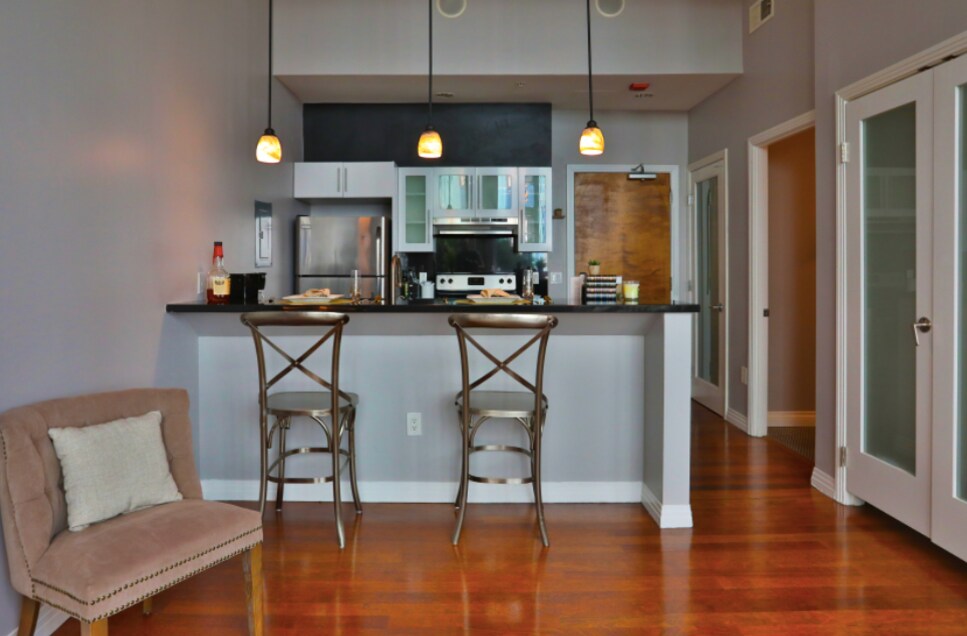 Foto principal - 907 S Broadway
