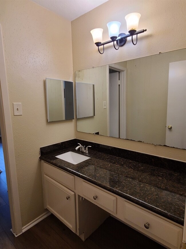 Building Photo - 17123 Forelock Way