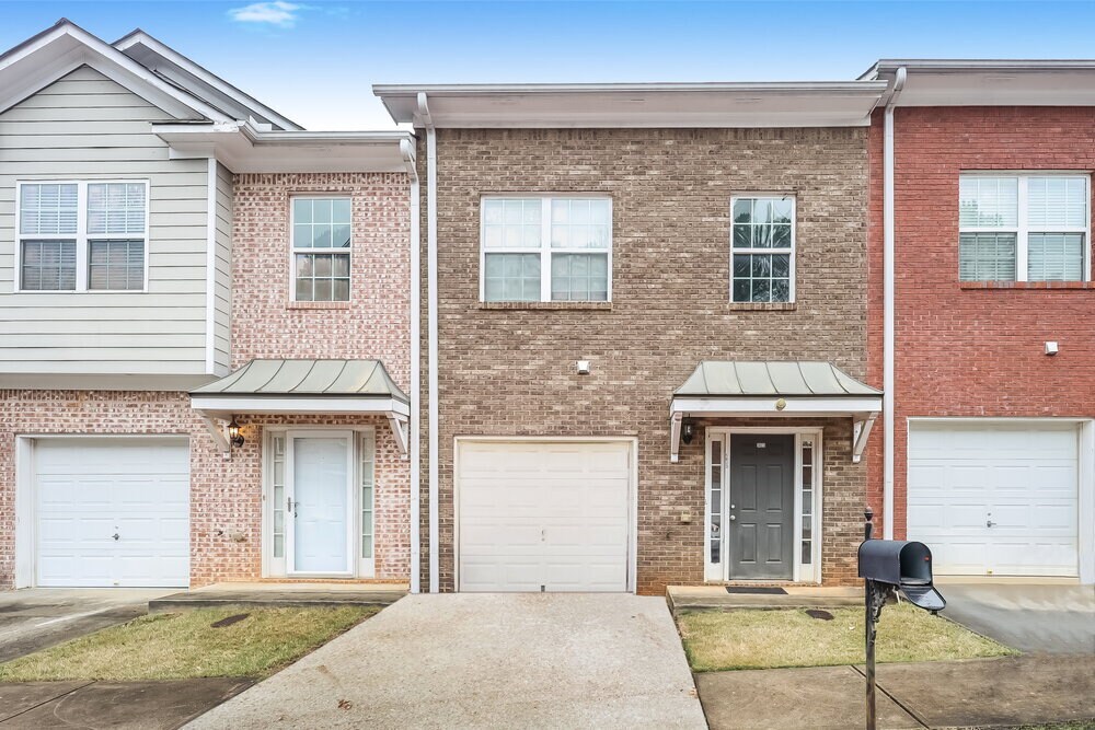 Foto principal - 5023 Lower Elm St