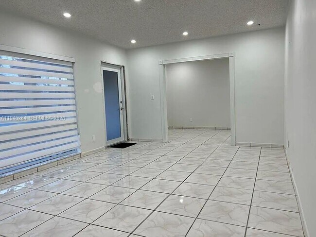 Foto del edificio - 45 W 60th St