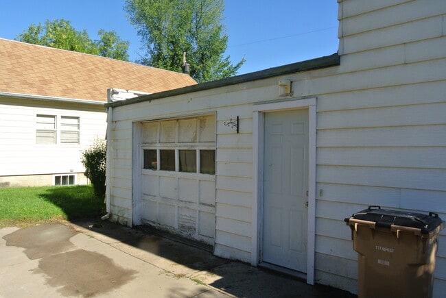 Foto del edificio - 122 5th Ave SE