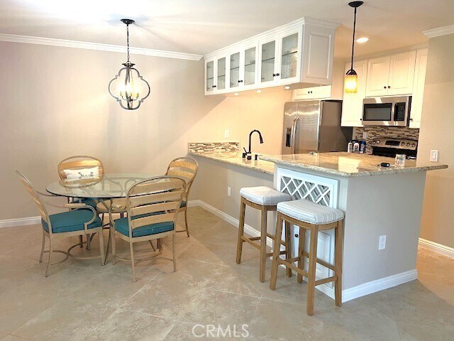 Building Photo - 28827 Oakpath Dr