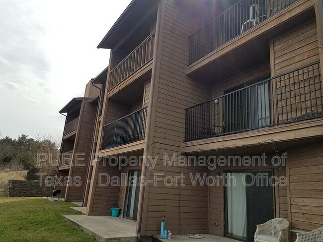 Foto del edificio - 6321 Kelly Dr
