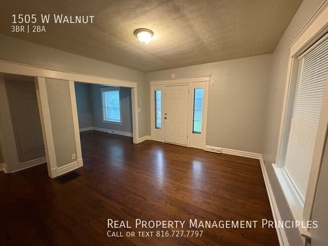 Building Photo - 1505 W Walnut St