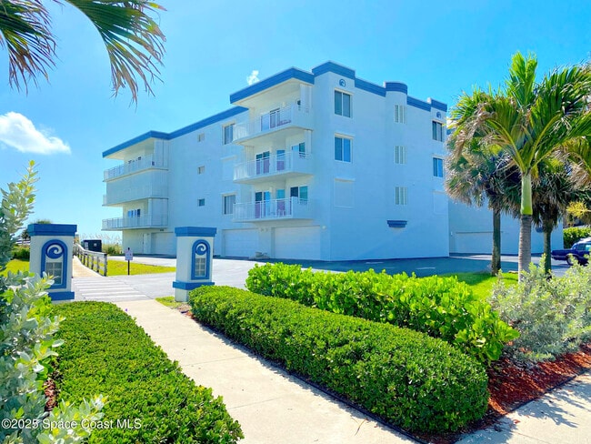 Building Photo - 2035 Jimmy Buffett Mem Hwy