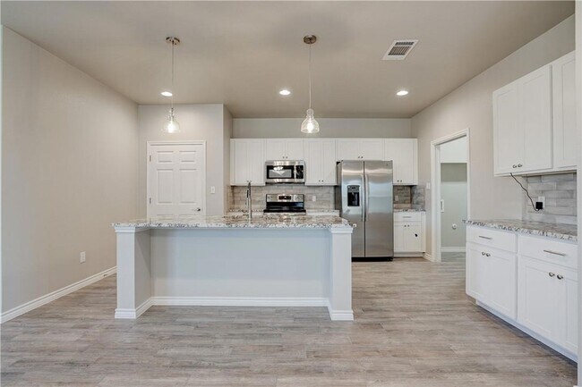 Foto del edificio - 381 County Rd 306