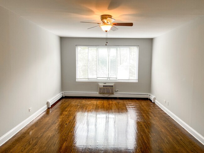 Foto del edificio - 2600 W Logan Blvd