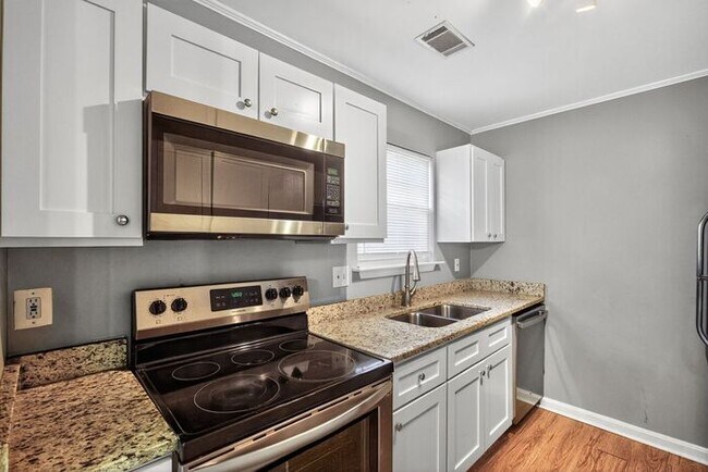 Foto del edificio - 3909 Hems Ct