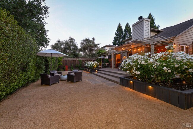 Foto del edificio - 1571 Voorhees Cir