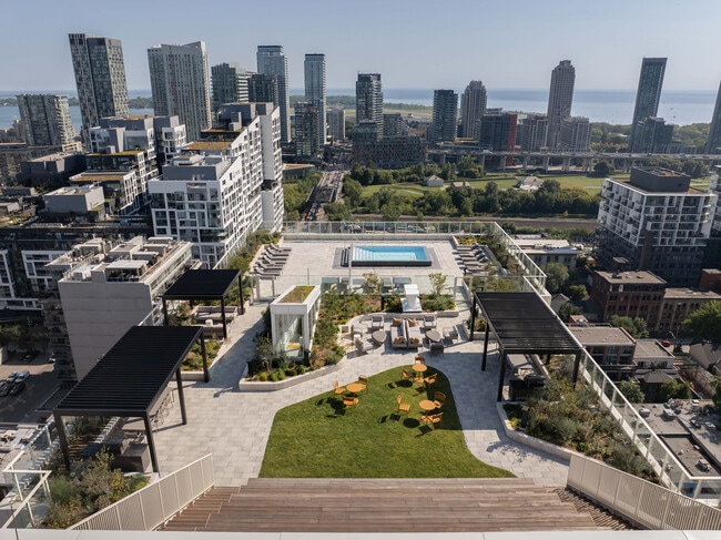 West House - West House