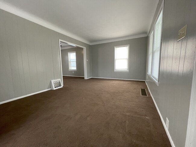 Building Photo - 3131 Enright St