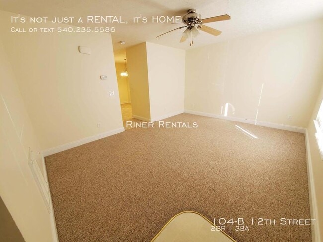 104-B 12th Street- - 104-B 12th Street- Townhome