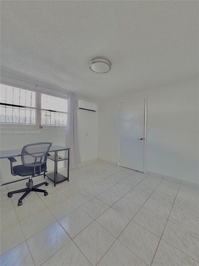 Foto del edificio - 618 E 24th St