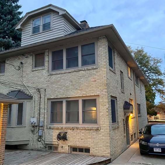 Building Photo - 4213 W Highland Blvd