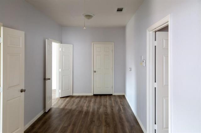 Foto del edificio - 1524 Jessica Ln