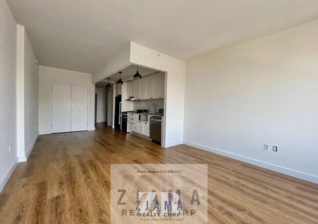 Foto del edificio - 409 Eastern Pkwy