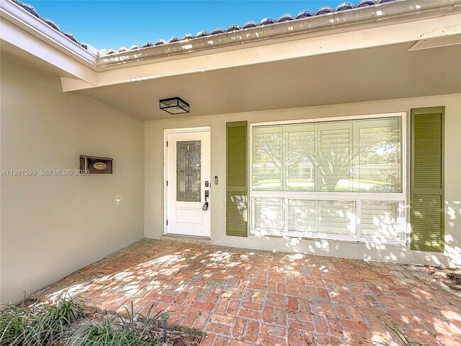 Foto del edificio - 2533 NE 21st Terrace