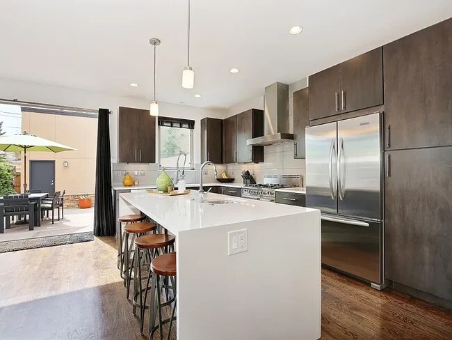 Foto del edificio - 4509 Meade St