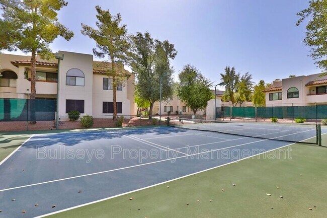 Foto del edificio - 750 E Northern Ave