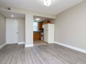 Building Photo - 108 Clocktower Dr