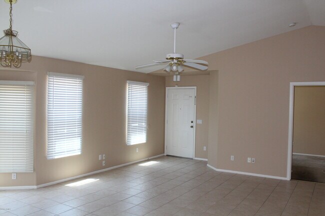 Building Photo - 3043 W Covey Ln