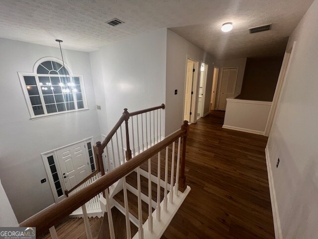 Foto del edificio - 3320 Northcliff Dr