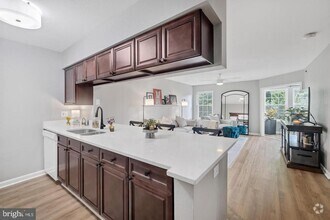Building Photo - 3315 Wyndham Cir