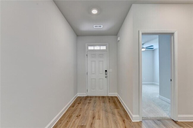 Foto del edificio - 3438 Long Creek Dr