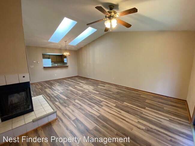 Foto del edificio - 3 br, 2 bath House - 2371 Ironstone Dr E