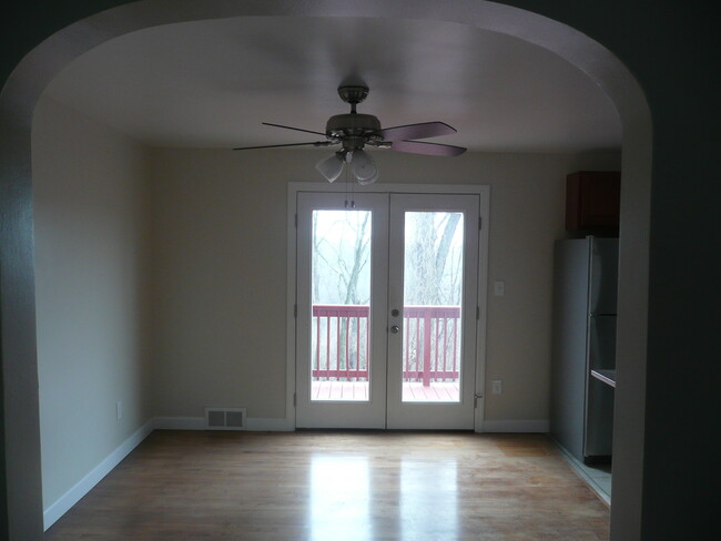 Dining Room - 4140 Lebanon Church Rd