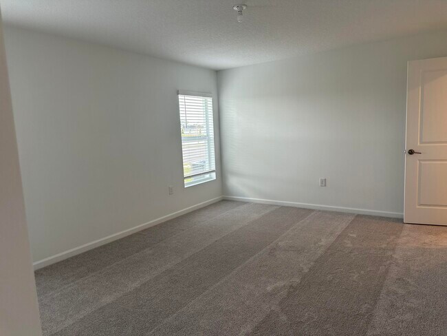 Building Photo - 755 Dockside Dr SW