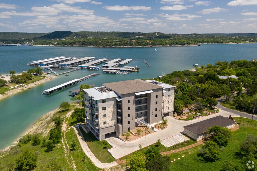 The Hudson on Lake Travis (WATERFRONT!)