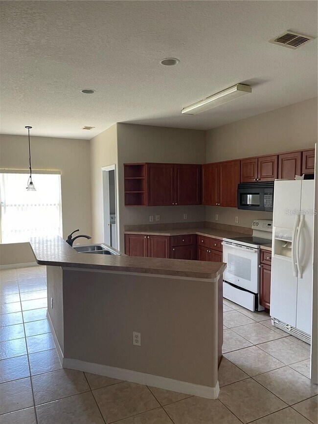 Building Photo - 178 Aurelia Ct