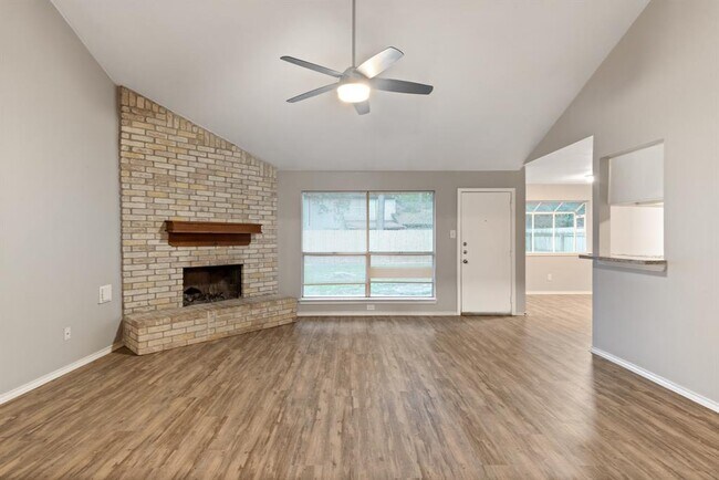 Building Photo - 3738 Clear Falls Dr