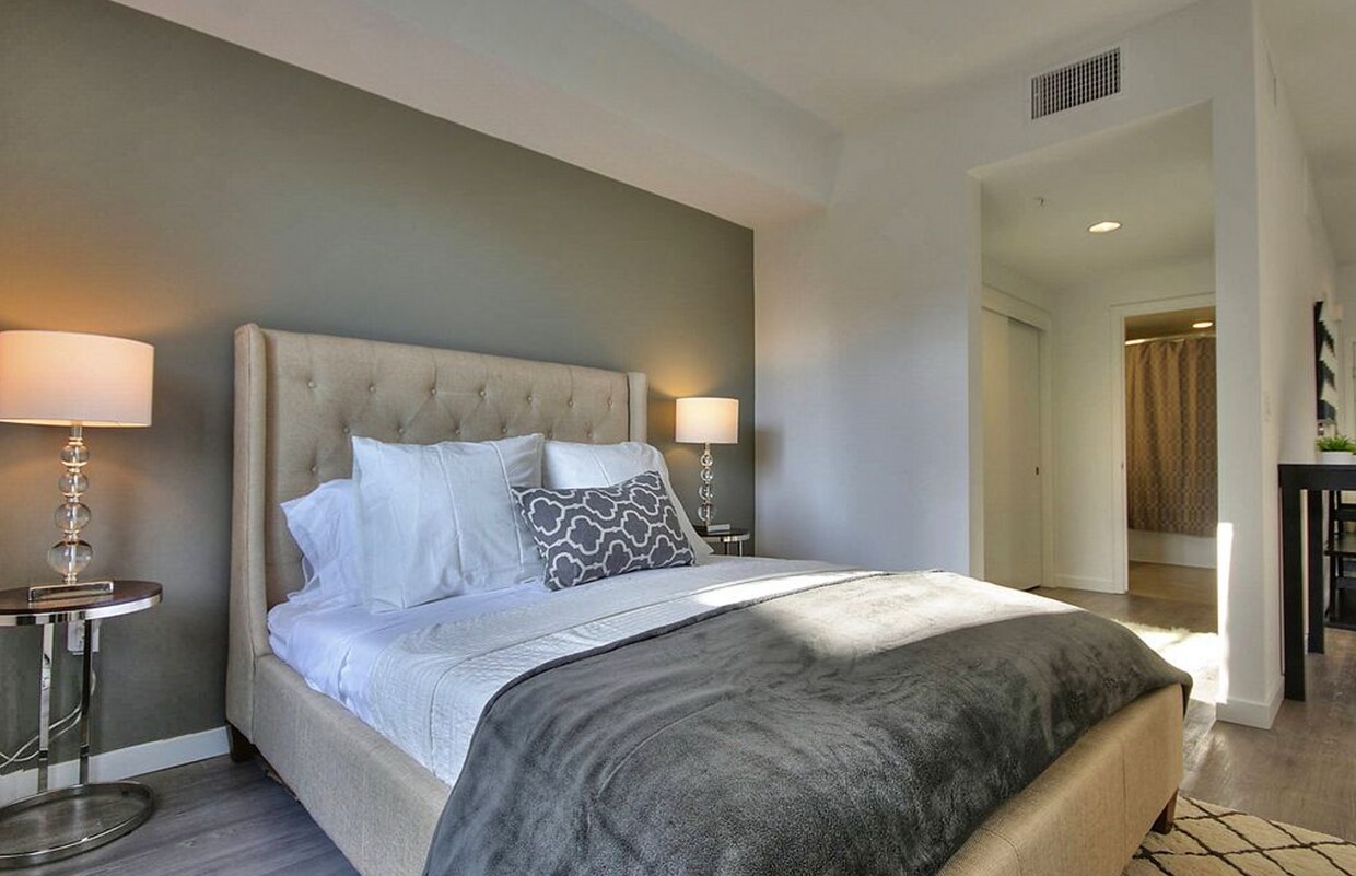 6333 La Jolla Blvd Unit 17, La Jolla, CA 92037 Apartments in La Jolla